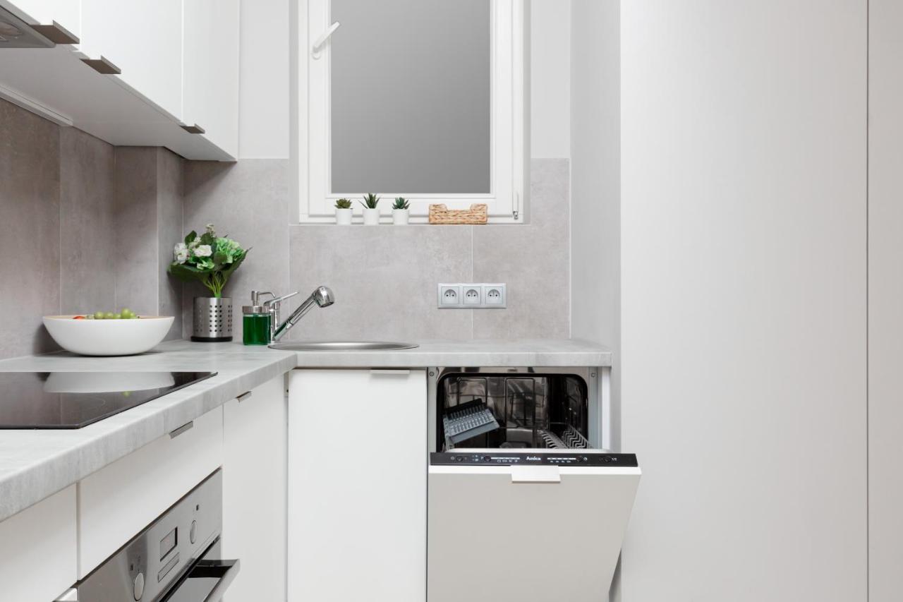 City Center Apartments Hoza By Noclegi Renters Warsaw Luaran gambar