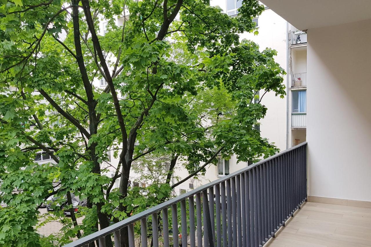 City Center Apartments Hoza By Noclegi Renters Warsaw Luaran gambar