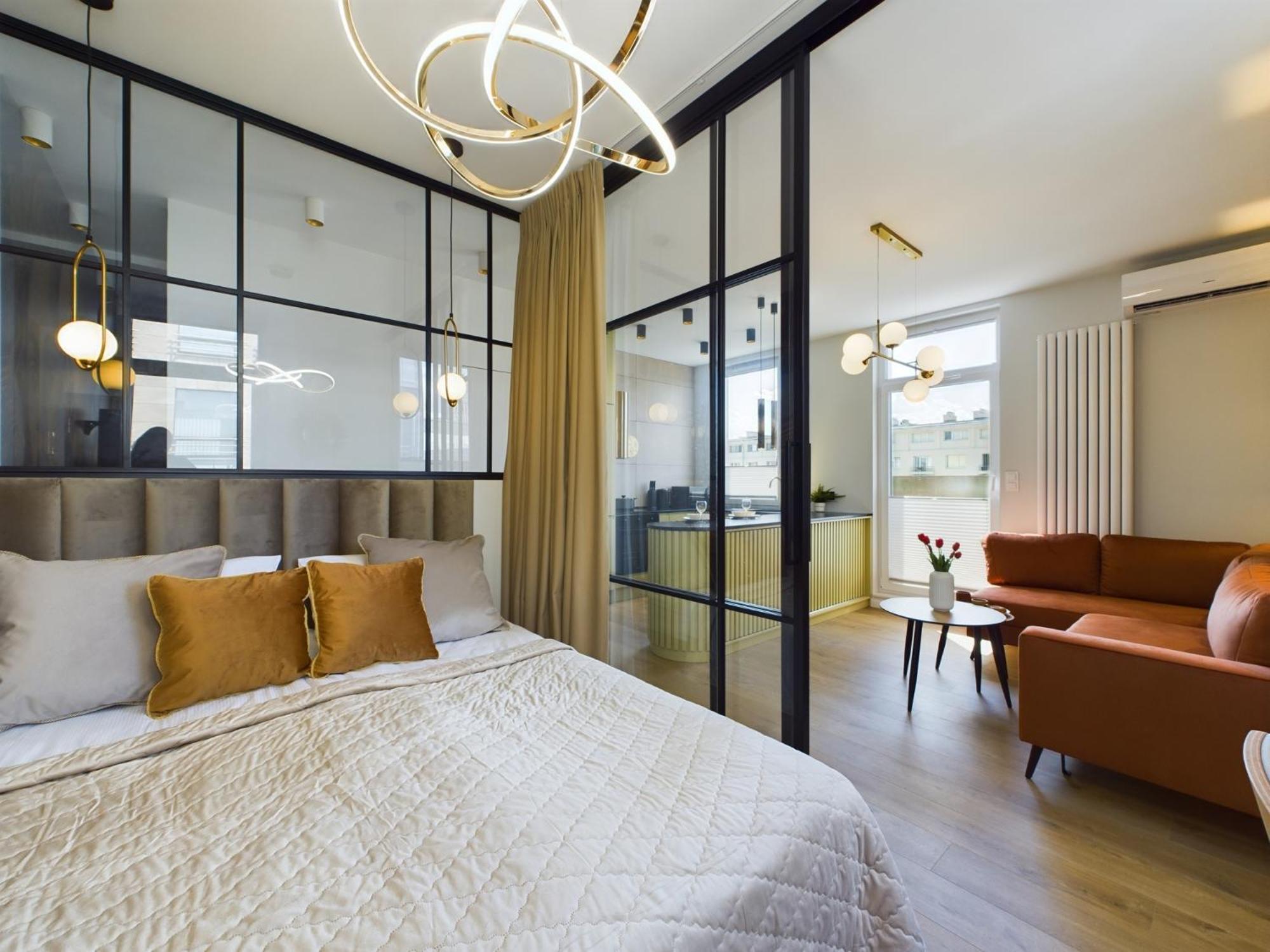 City Center Apartments Hoza By Noclegi Renters Warsaw Luaran gambar