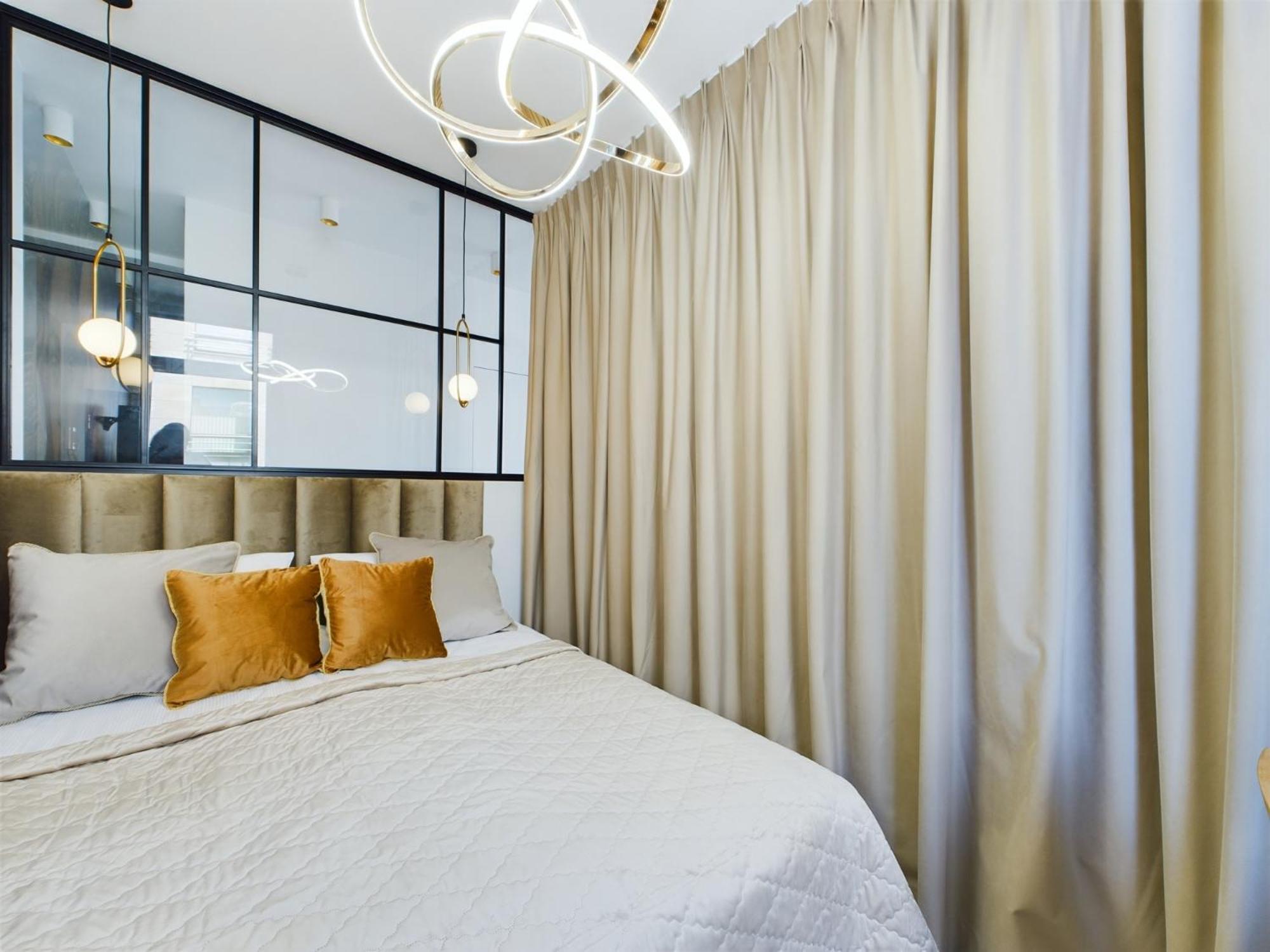 City Center Apartments Hoza By Noclegi Renters Warsaw Luaran gambar